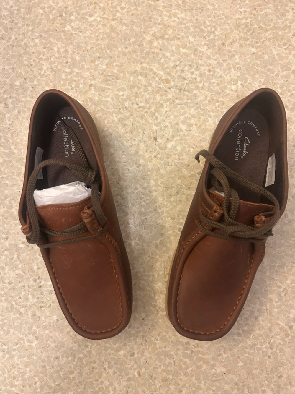 Clarks Padmora in Smooth Brown size 9.5